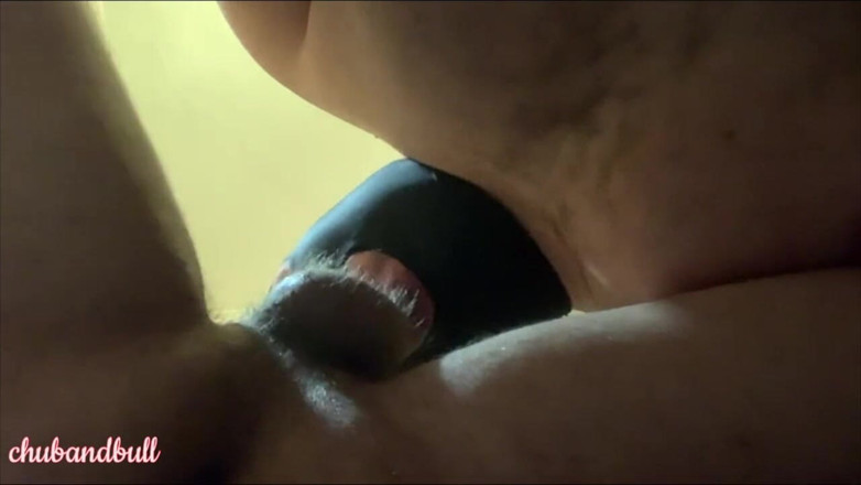 Chub_Bull: Blowjob dari bawah