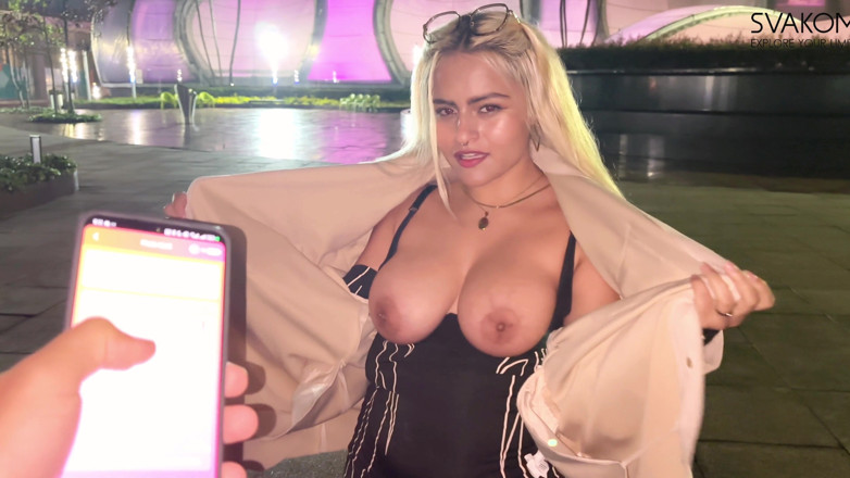 cxlila: Sodomie et laissez-les contrôler mon Svakom Jordan Toy - squirt sur...