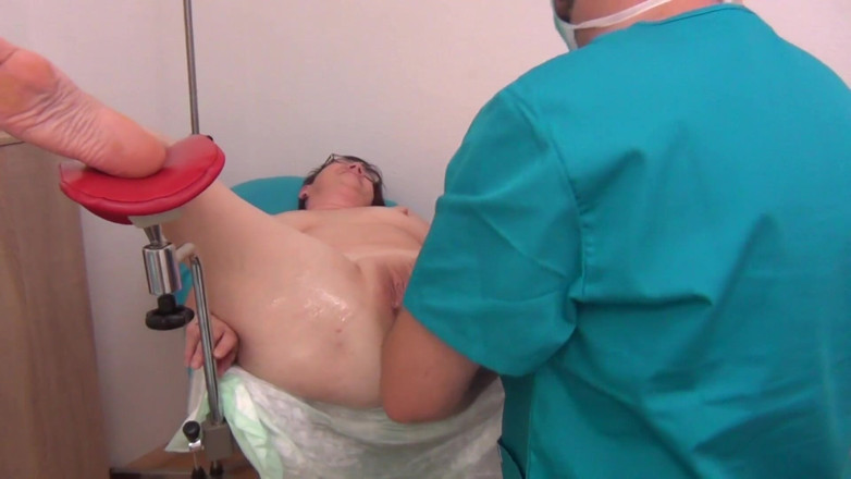 Marcus Pollack: Fisting all'ispezione ginecologica e vaginale per estendibilità