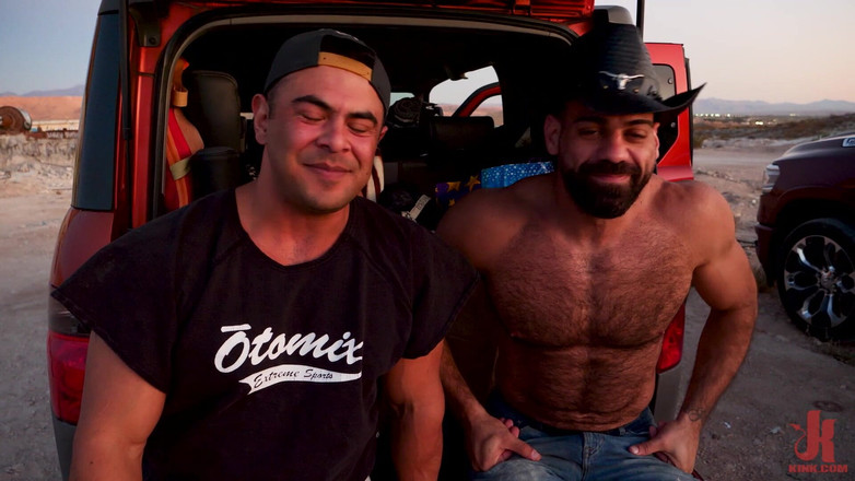 Kinky Bites Gay: Desert Captive: Ricky Larkin fode Draven Navarro Raw