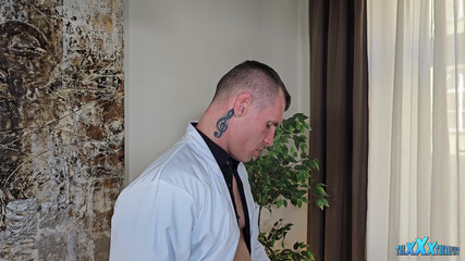 TheXXXTherapist: Dr. Dantee's Magic Cure: Perjalanan Lurus Lelaki Yang Tidak Dijangka