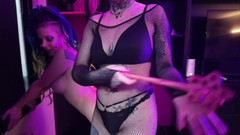 EdgesOfReality: Měkké BDSM od krásné paní