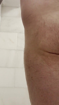 White Guy Takes a Shower