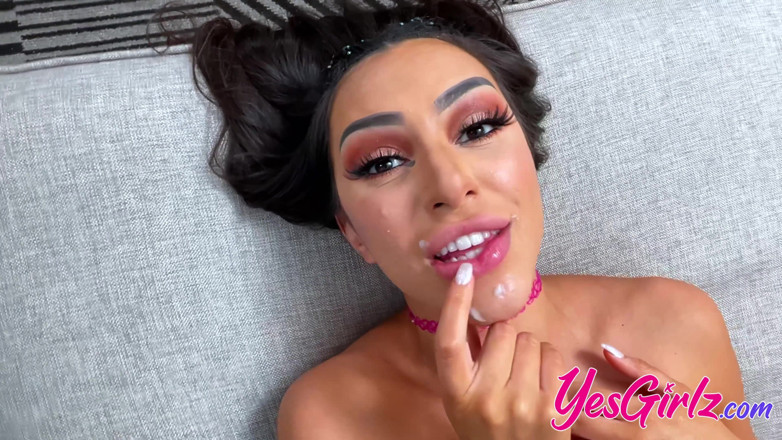 YesGirlz: Hime marie twerks cho một khuôn mặt