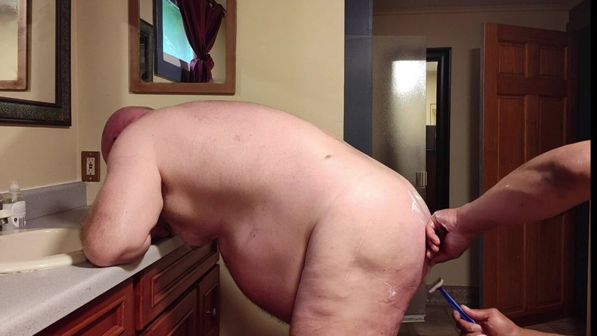 Hairy Bear Shaved (Beardaddychub)