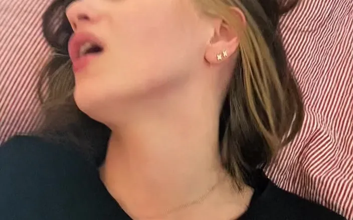 Elina Lizz: （仅限粉丝）Old Archive 第一次自拍视频汇编