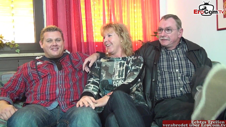 EroCom: Natural German housewife next door in an amateur threesome
