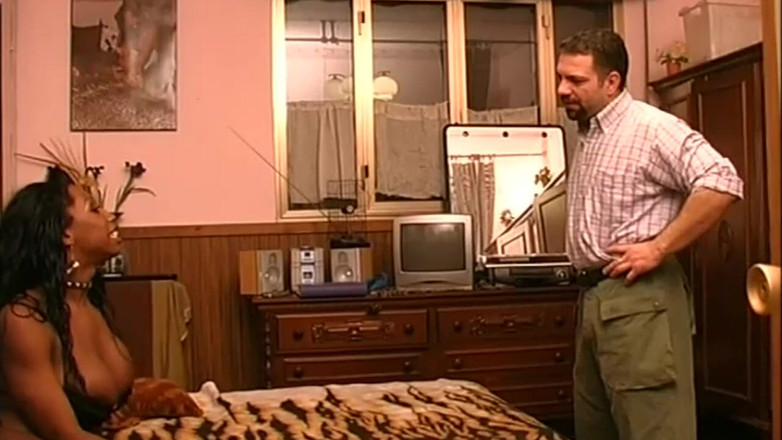 TGIRL ROOM: This Married Man Sometimes Likes to Fuck the Black Tranny