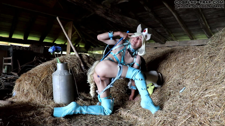 RosalinaxGirl: Rosalina pet cosplay double fun