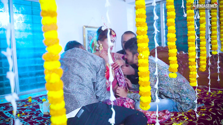 Biind as times: गैंगबैंग सुहागरात - बेसी इंडियन वाइफ वैरी १स्ट सुहागरात विथ फोर हस्बैंड ( फुल मूवी )