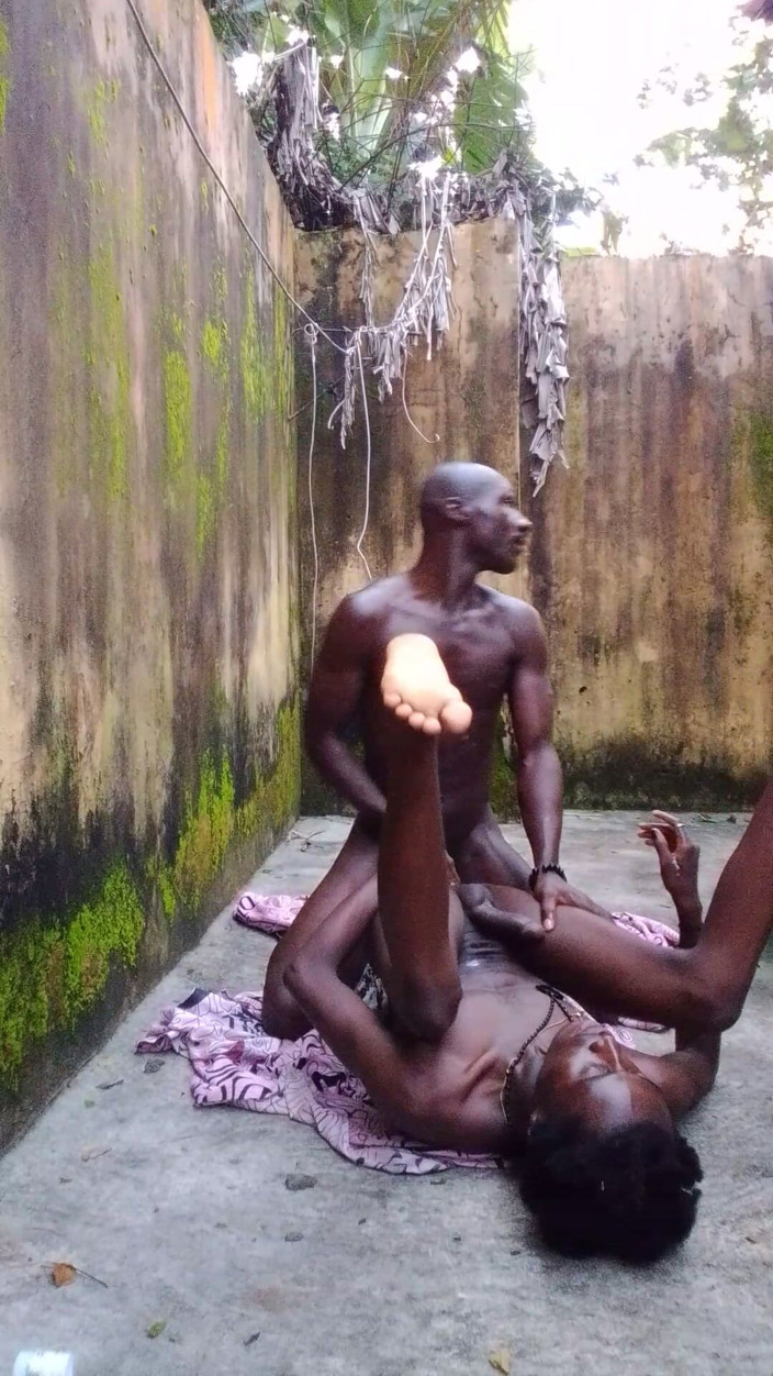 Blacksexy: ไปเยี่ยมเพื่อนที่มานานของกู