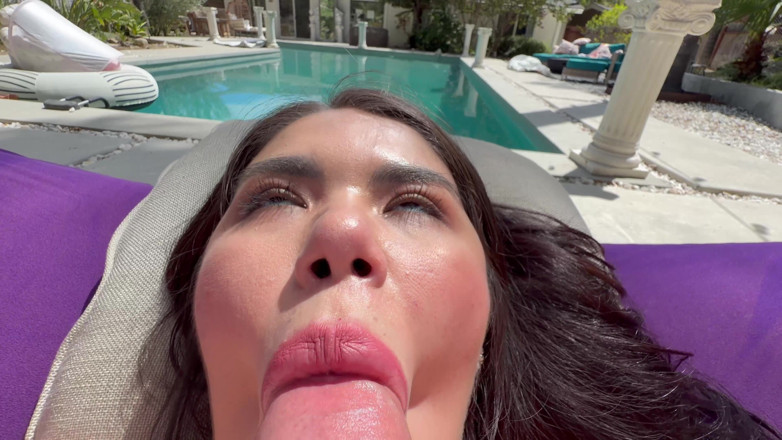 Mei Cornejo: May Cornejo_ the Most Famous Hw Mexican in an Outdoor...