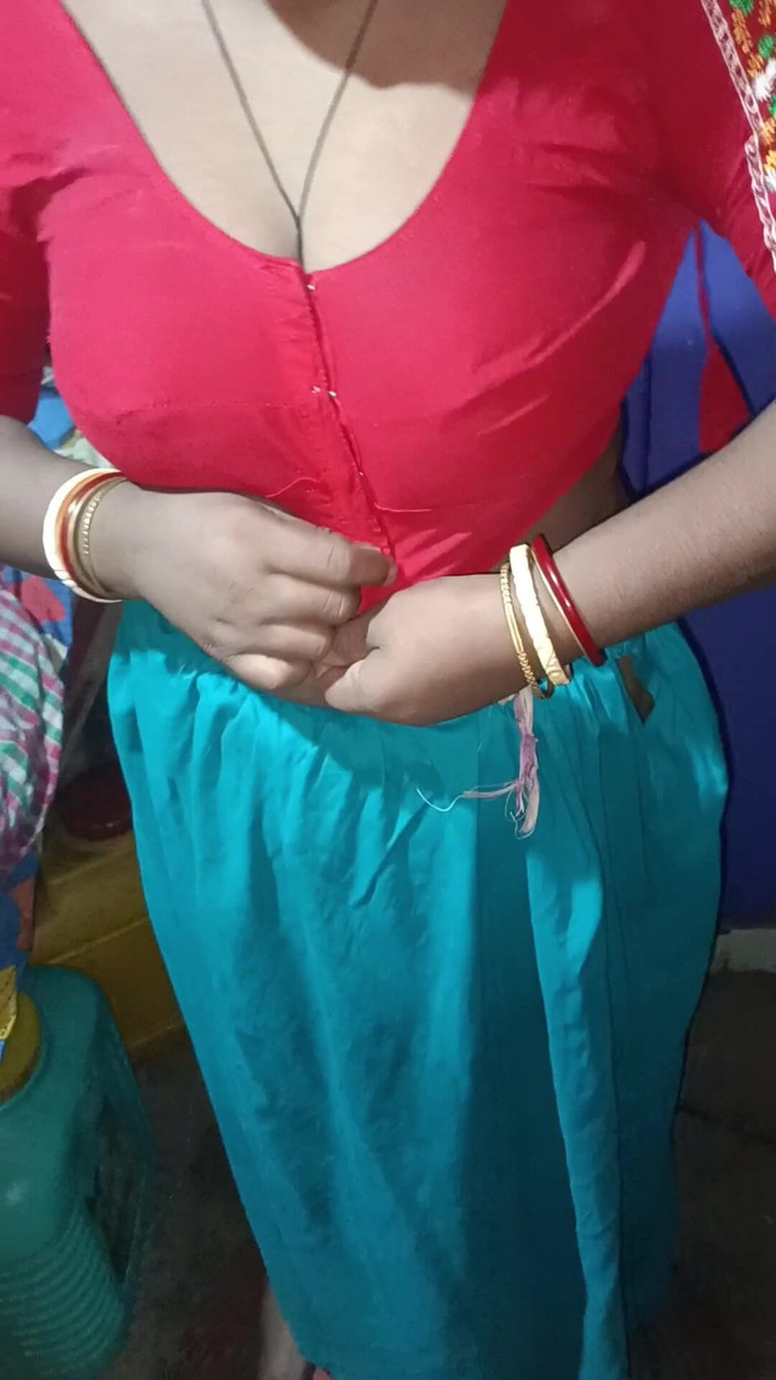Monika Bhabhi: Indian Desi Girl Enjoys Sex
