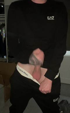 jay jenson: Moje narozeniny za 3 dny, udělejte to dobrý pro mě kluky...