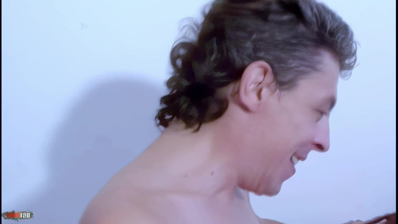 MMM100: Val: špinavá trojka s Val, která opravdu potřebovala extra ptáka