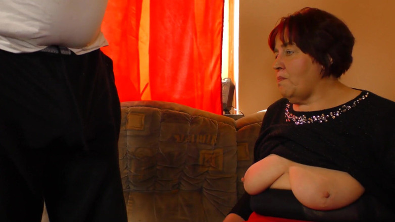 MMV Mature: Old BBW in stockings enjoys her cunt being licked