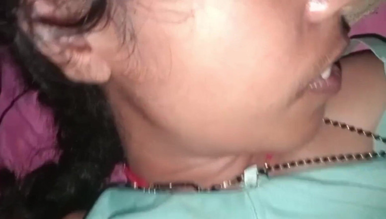 Bk Vlogs: Bhabhi från byn knullar