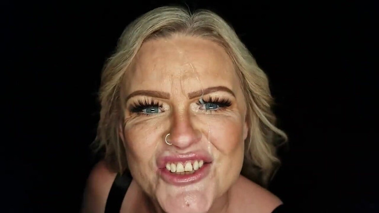 Creampie Clinic: Sexy manželka Nikki Carpark Suckoff Obličeje