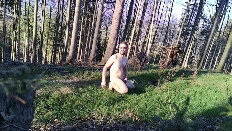 kickerscooter: Naked in Forest
