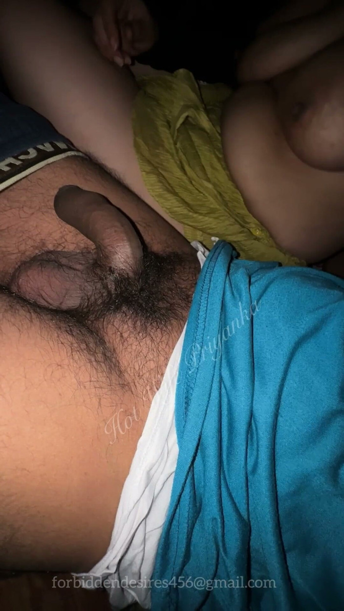 Indian Couplexx: เมีย Desi คนสวยโดนคนขับรถบรรทุกเย็ด v3