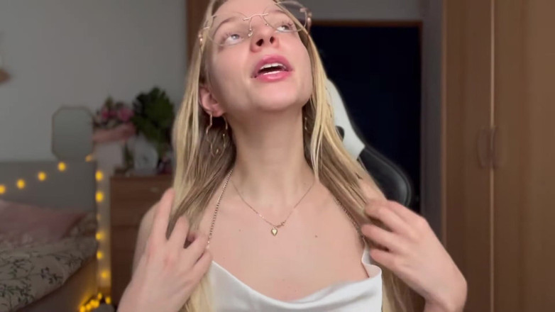 Goddess_Bella_Rae: वित्तीय वर्चस्व क्या है
