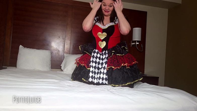 PornoJuice Faphouse: Tonya Sinn è la Regina di Hearts