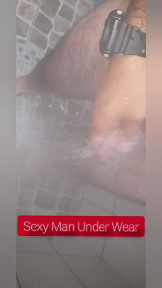 Davidandrexxx: Duşta boşalıyor
