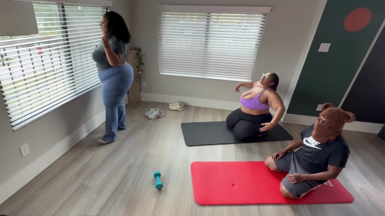 TeddyStrokez: Diregangkan oleh Tiffany