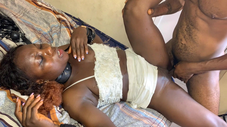 Ebony-forever69: Allarga La Figa per Far Scoppiare La Figa Hardcore Alla...