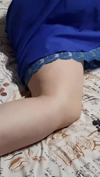 sauteli mammi Regina ko ummid nahin thi ki jald hi uski choot uske sautele bete ke viry se dhnk jaegi.