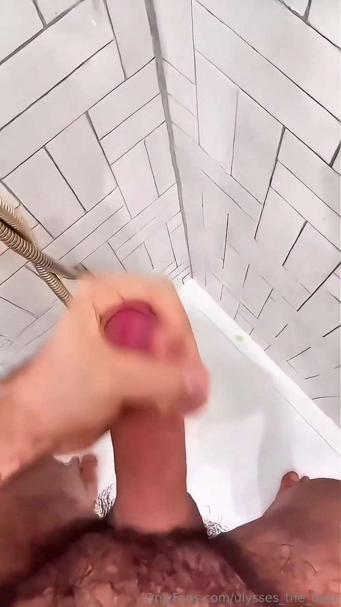 Ulysses the bear: Gün sona erdiğinde uzun bir günün ardından sert döl