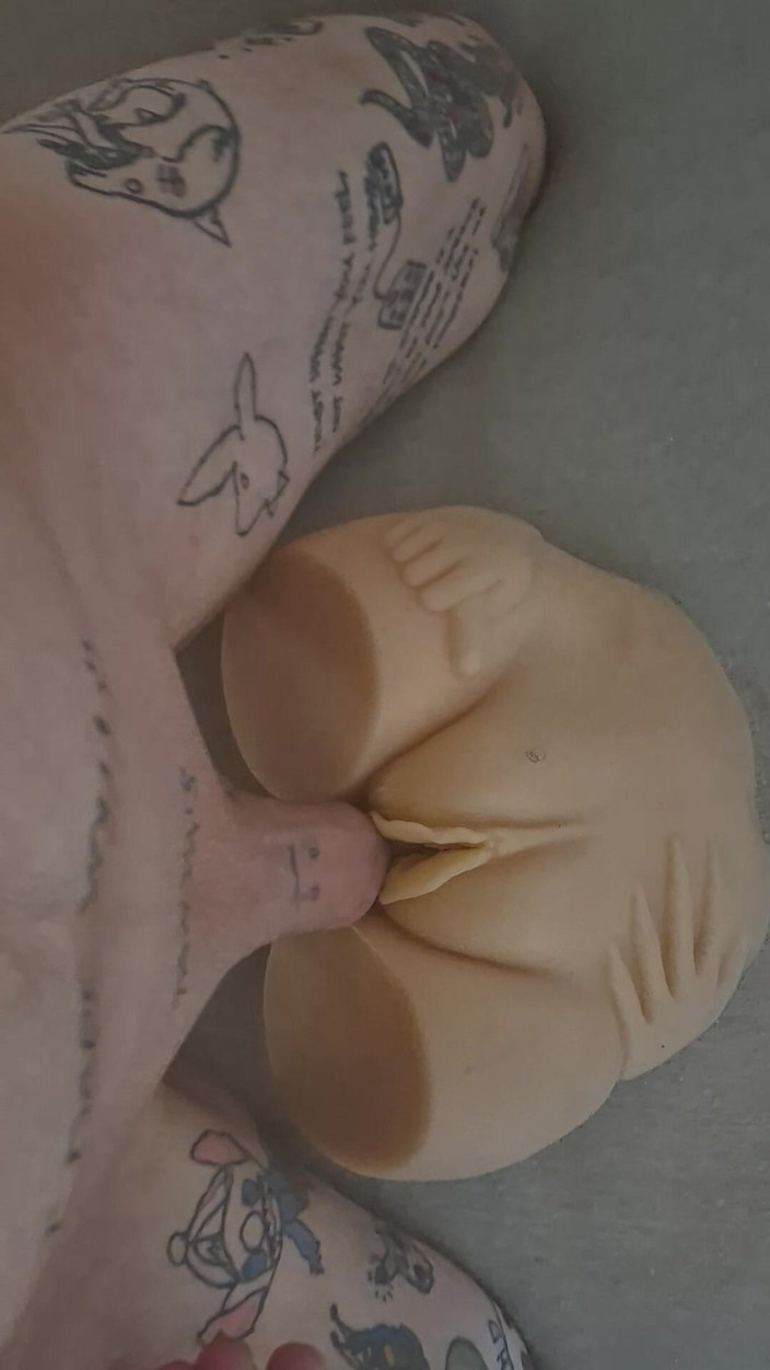 Lonelyme: Meu primeiro vídeo, brincando com um torso