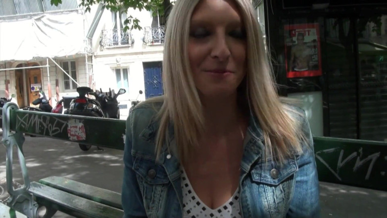 My Favorite Pornstars: Petite loira madrasta com peitos enormes recebe hardcore anal de...
