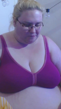 Feedee gluttony