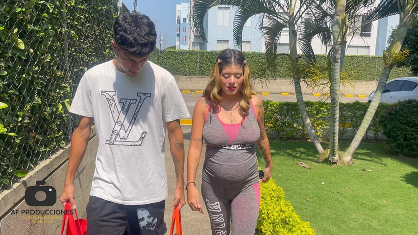 I Help My Pregnant Neighbor as a Pretext to Fuck Her Hard and Throw My Cum on Her Big Tits. (Gabriela Wish)