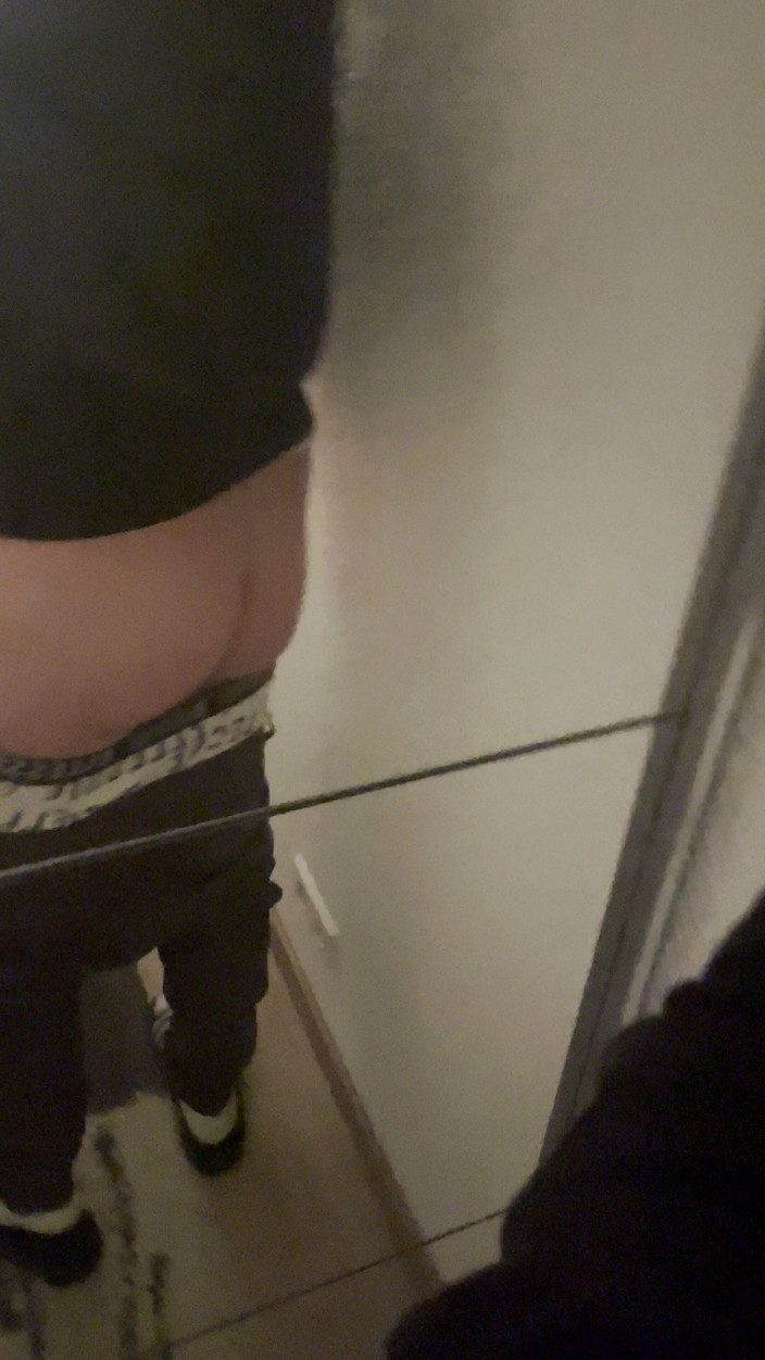 Julian Alexander Scherschinski: Gioco con il culo