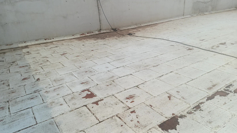 Inba: Married Women Enjoying Terrace Romance with Neighbour Men Friend