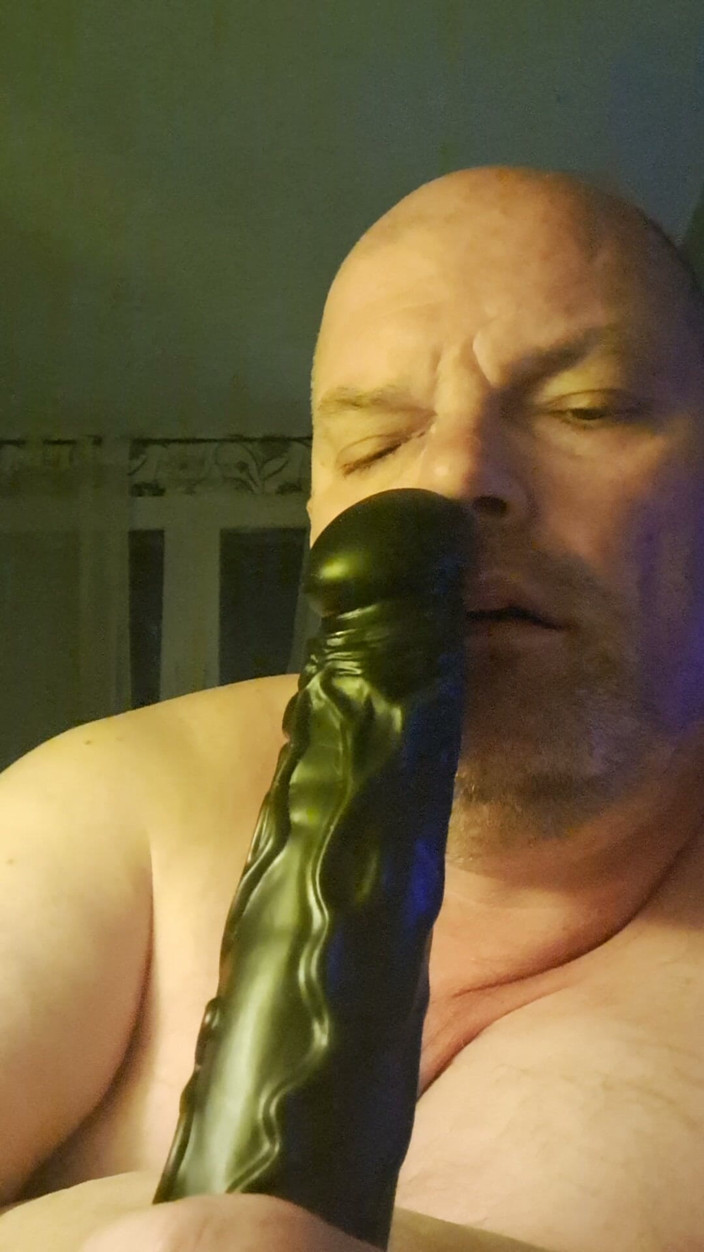 Fickspecht: Insert for the Ass Destroyer at the Bitch