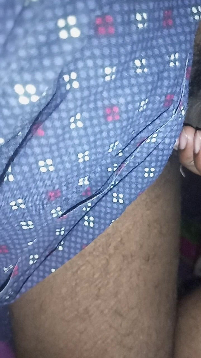 Hungry cliff: Desi čůrák