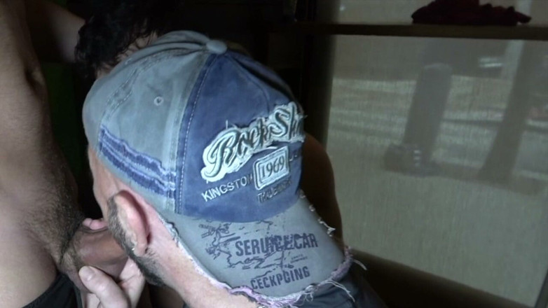 Recent bareback porn from France: Trío