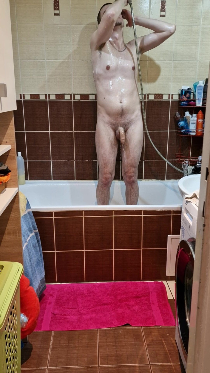 Fap_man93: Duș de duminică seara înainte de începutul noii serii de muncă