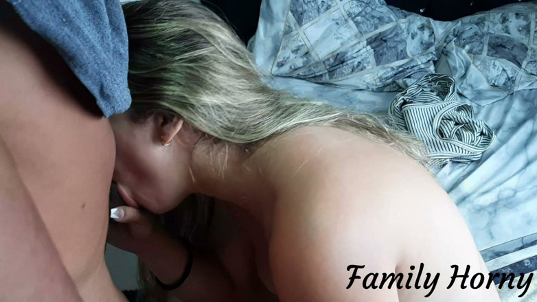 Miller Family: น้องสาวต่างแม่ของฉันเอาจิ๋มมาให้ฉันเห็น