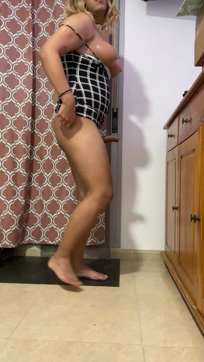 Natalia Valera: Potřebuji, abys mi svlékla šaty a ošukala mě