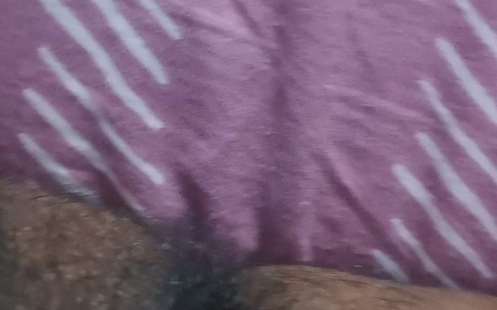 Nude gamer: देसी भारतीय बड़ी बाल्की बालों वाली लंड मास्टरबेशन