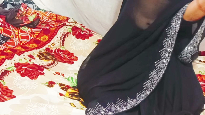 Rojjyny: South Asian Village Couple Hard Fuking in Room