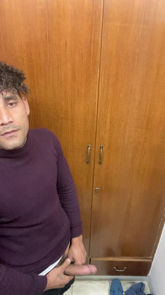 WeakBond365: Domingo Divirta-se com meu pau bonito