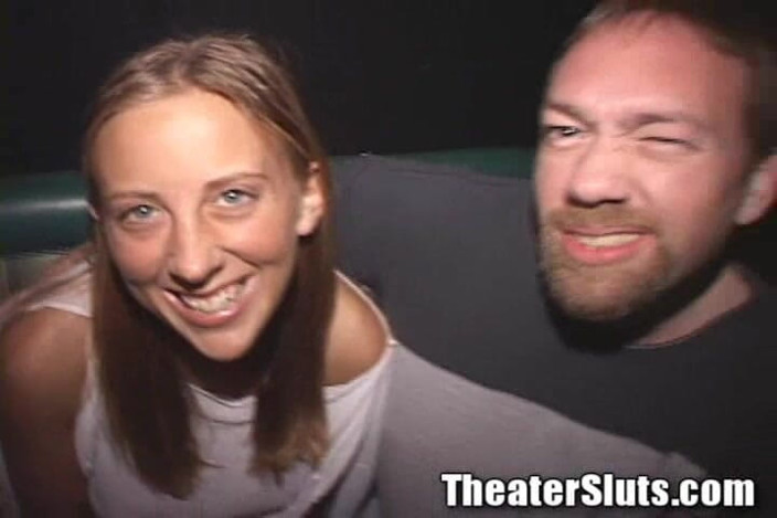 Theater Sluts: คริสต้า นมปลอม ปากไม่ชัด หนังโป๊วงจรจับกลุ่มเย็ดปากในโรงหนังควย!