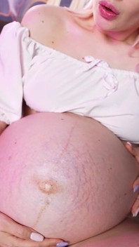 Moje těhotenské břicho je tak obrovské! Poslední měsíc těhotenství