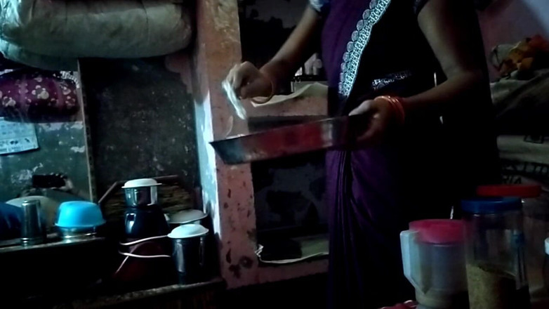 hotsimran70: Simran - primer video de masturbarse con novio