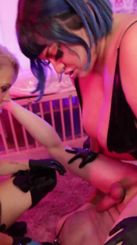 Helena Locke - Double Dicked Down Ft Veronica Vixen